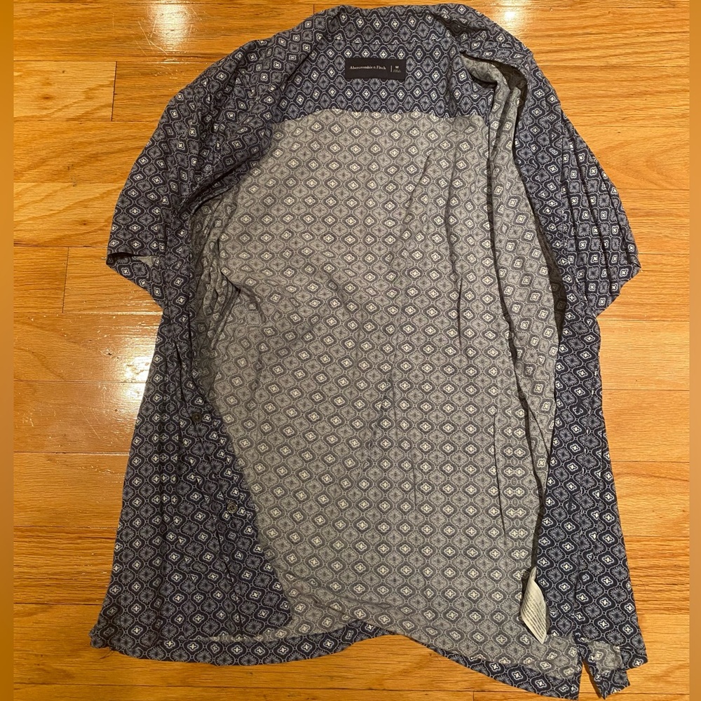 Abercrombie short sleeve button down shirt